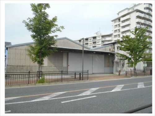 №2297 貸倉庫寝屋川市宇谷町２１６坪