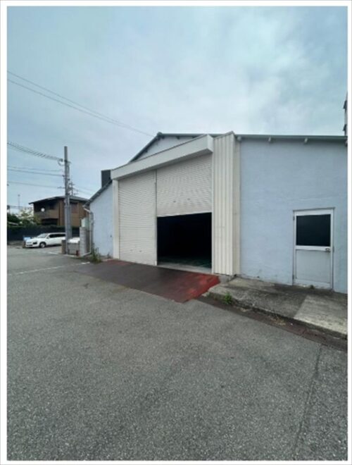 №2324 貸倉庫豊中市三和町１丁目１４７坪