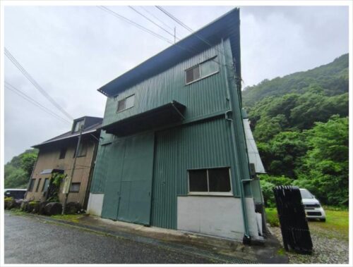 №2451 貸倉庫事務所和泉市善正寺町４７坪